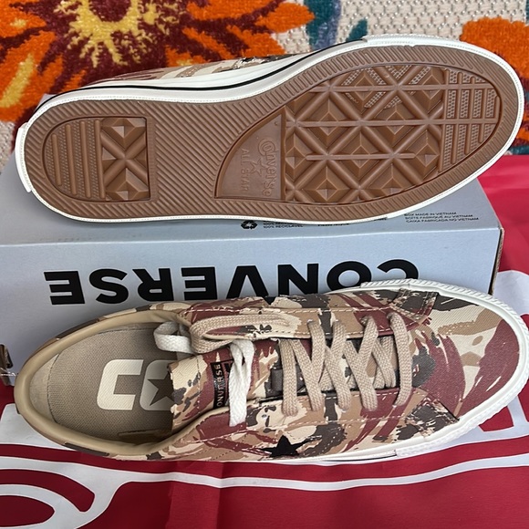 Converse A03679C
ONE STAR PRO OX
VINTAGE KHAKI/BLACK/EGRET
WMNS sneakers - Picture 7 of 16